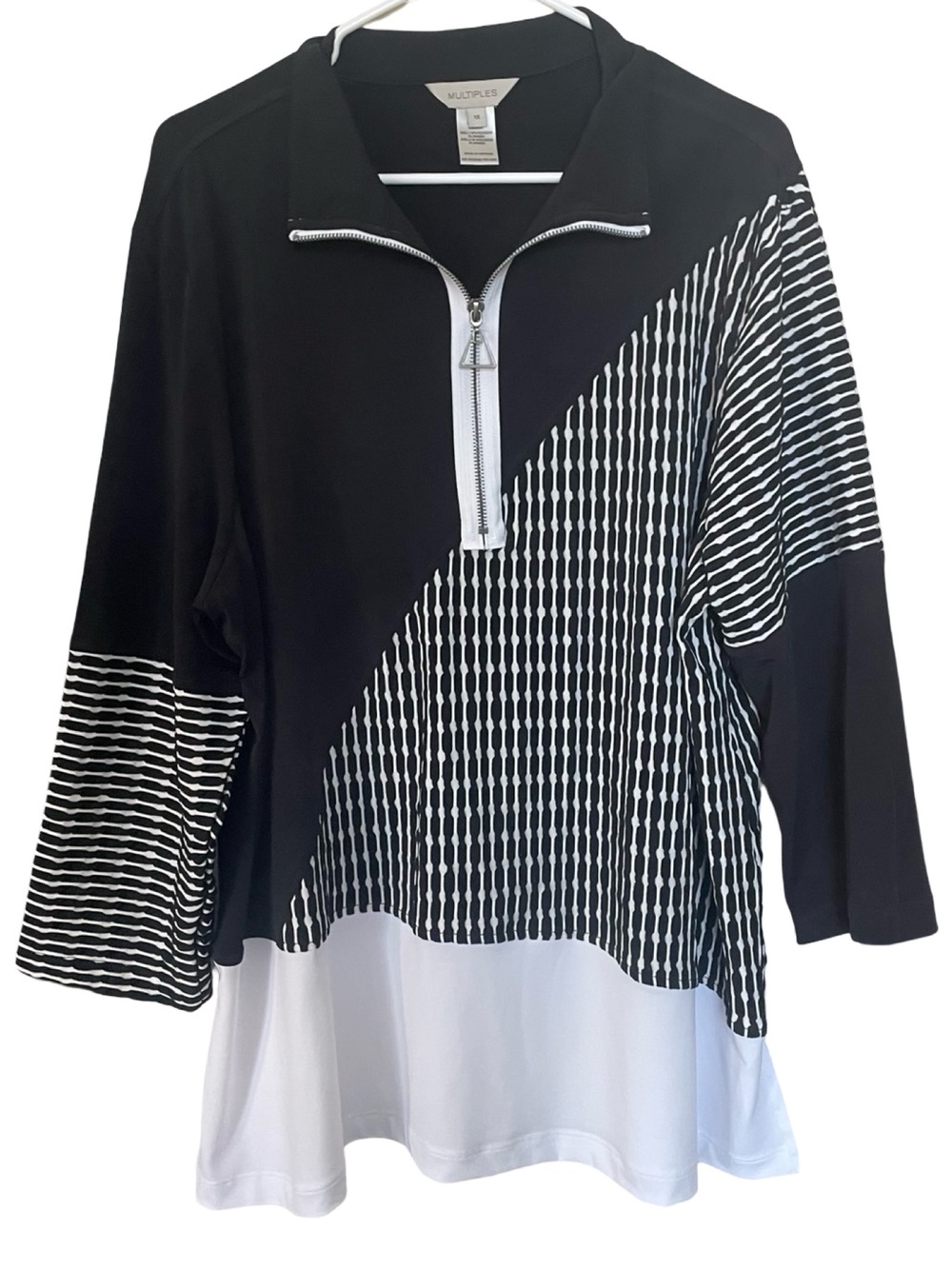 Multiples 1X Black White Abstract Zip Tunic Top Plus Size Travel